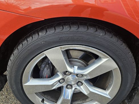 Used 2010 Chevrolet Camaro SS w/ LPO, Ground Effects Package image 19