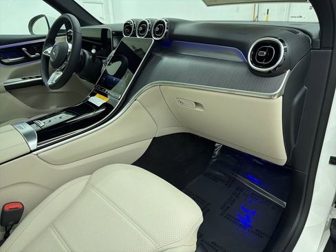 New 2026 Mercedes-Benz GLC 300 image 28