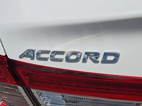 Used 2020 Honda Accord EX-L image 8