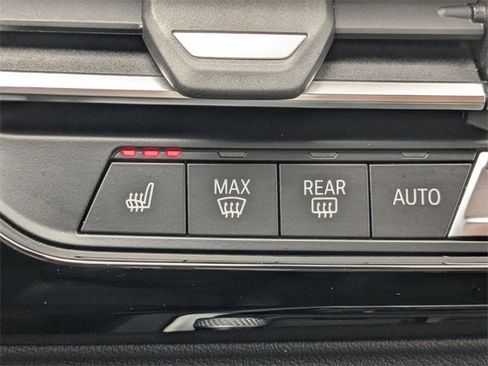 Used 2022 BMW Z4 sDrive30i w/ Premium Package image 8