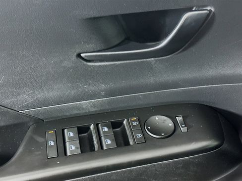 Used 2026 Hyundai Kona SEL Sport FWD image 15