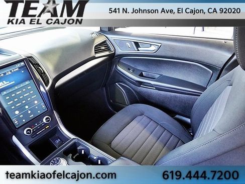 Used 2022 Ford Edge SE w/ Black Appearance Package image 21