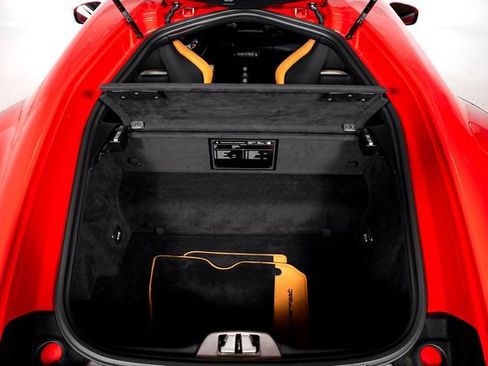Certified 2019 Ferrari 812 Superfast RWD image 9