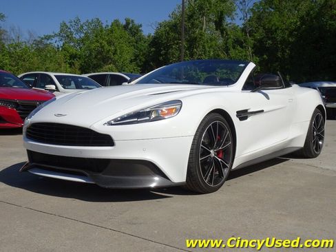 Used 2014 Aston Martin Vanquish Volante RWD image 3