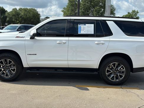Used 2023 Chevrolet Tahoe Z71 w/ Luxury Package AWD/4WD image 4