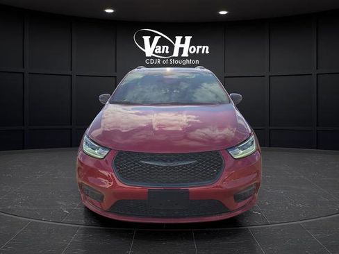 New 2026 Chrysler Pacifica Select w/ S Appearance Package image 10