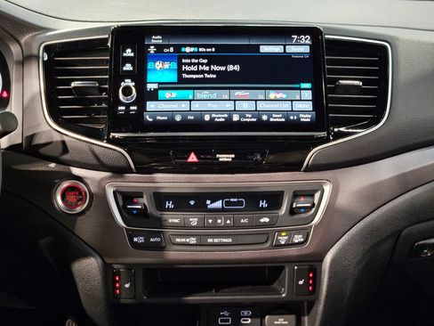 Used 2025 Honda Ridgeline RTL image 16