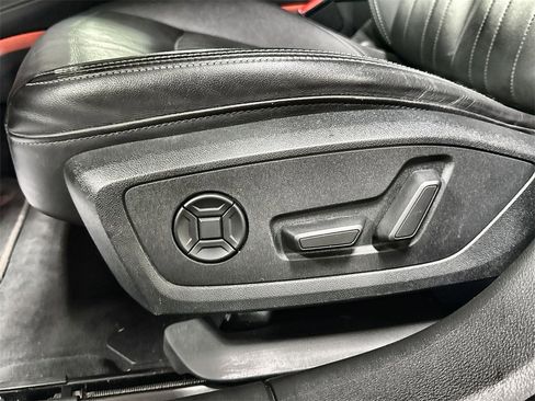 Used 2024 Audi A6 Premium Plus image 13