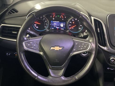 Used 2019 Chevrolet Equinox LT FWD image 16