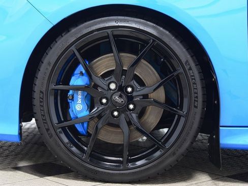 Used 2017 Ford Focus RS image 29