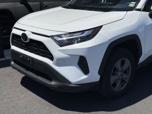 Used 2024 Toyota RAV4 XLE FWD image 6