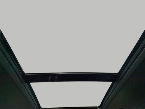 Used 2019 Chevrolet Blazer RS image 24