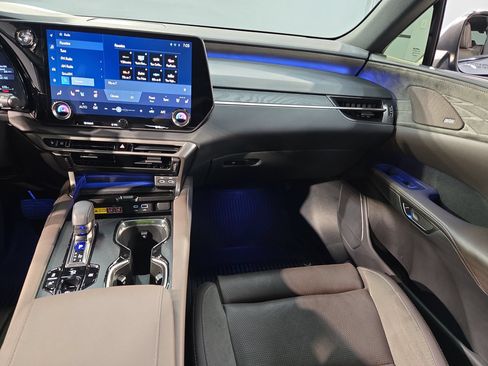 Used 2025 Lexus RX 350 w/ Convenience Package AWD/4WD image 11