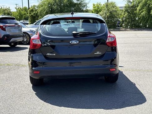 Used 2013 Ford Focus SE FWD image 3