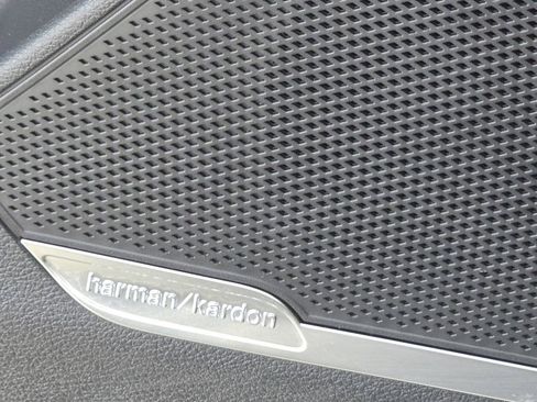 Used 2024 Kia Sportage SX image 27