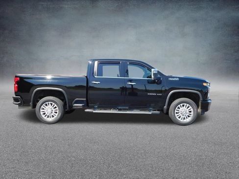 Used 2020 Chevrolet Silverado 3500 High Country w/ Safety Package II AWD/4WD image 2