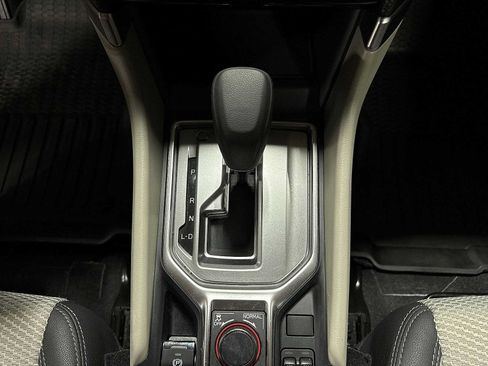 Used 2023 Subaru Forester Premium AWD/4WD image 30