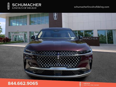 Used 2024 Lincoln Nautilus Premier AWD/4WD image 2