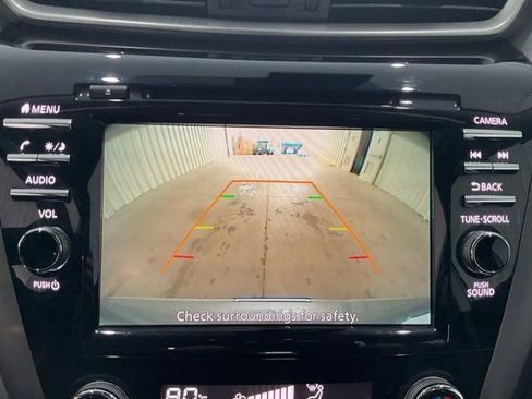 Used 2023 Nissan Murano SV image 14