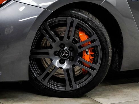 Used 2017 Lexus RC F w/ Premium Package image 3