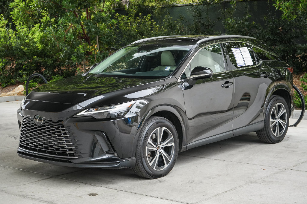 Used 2024 Lexus RX 350 FWD w/ Technology Package image 3