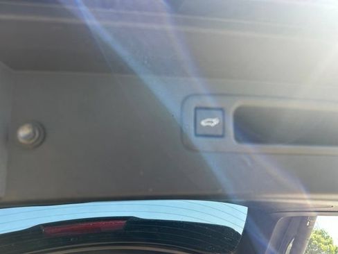 Used 2026 Toyota Highlander XLE AWD/4WD image 10