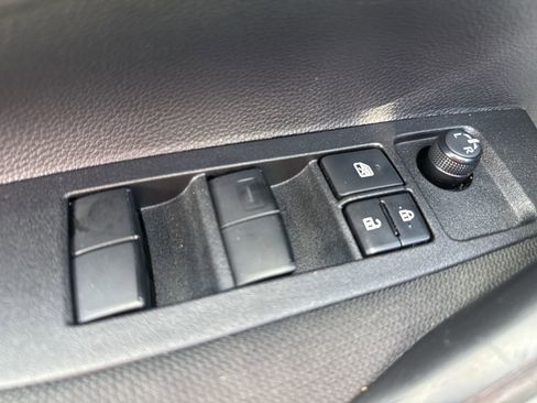 Certified 2025 Toyota Corolla LE image 15