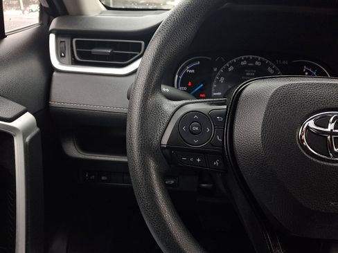 Used 2023 Toyota RAV4 XLE w/ Convenience Package image 20