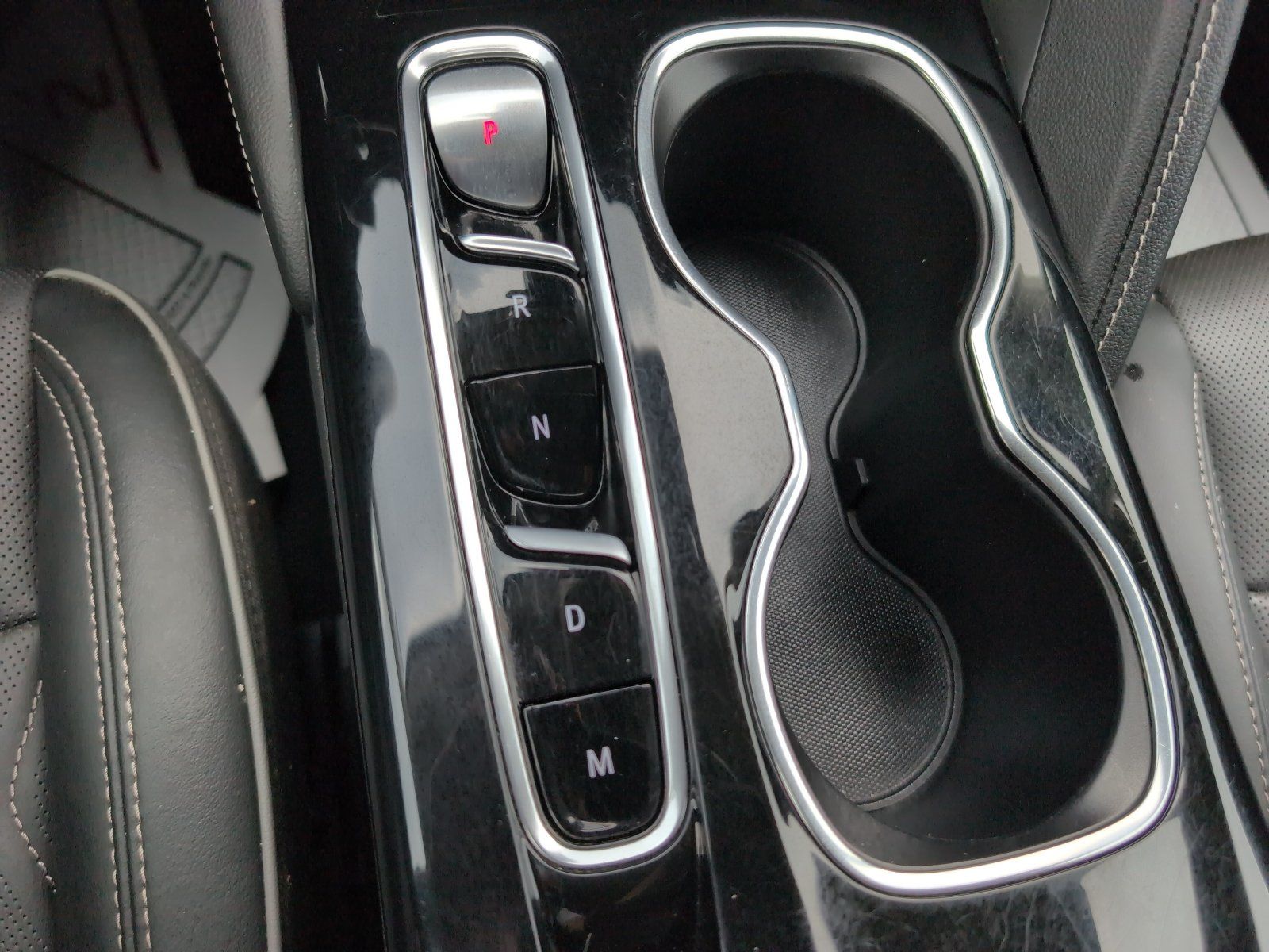Used 2023 Buick Envision Avenir AWD/4WD image 25