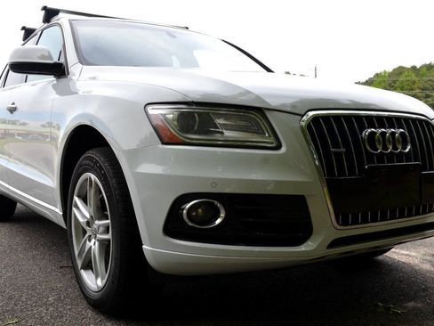 Used 2016 Audi Q5 2.0T Premium Plus w/ Technology Package AWD/4WD image 3