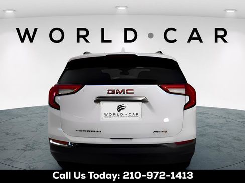 Used 2024 GMC Terrain AT4 w/ Tech Package AWD/4WD image 6