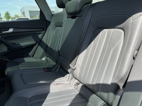 Used 2023 Audi Q5 2.0T Premium Plus w/ Premium Plus Package AWD/4WD image 33