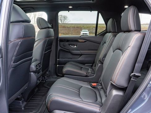 New 2026 Honda Pilot TrailSport image 11