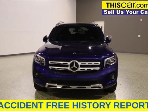 Used 2021 Mercedes-Benz GLB 250 image 2