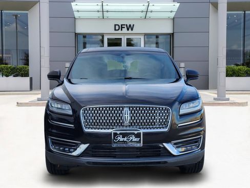 Used 2020 Lincoln Nautilus Reserve image 2
