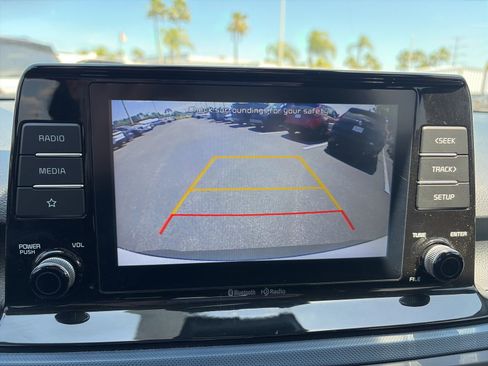 Used 2021 Kia Seltos S FWD image 15