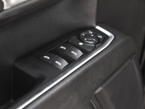 Used 2024 GMC Sierra 1500 Elevation AWD/4WD image 12