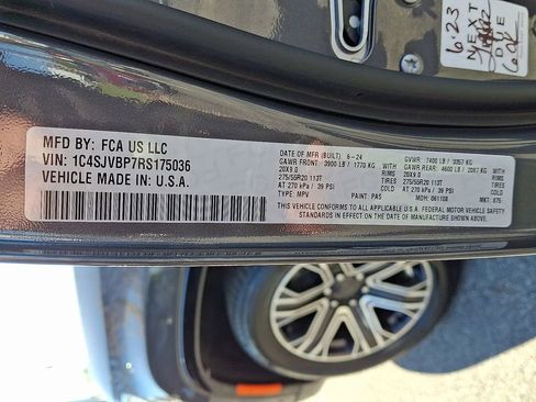 Certified 2024 Jeep Wagoneer Series II AWD/4WD image 31