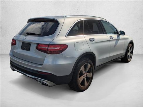Used 2017 Mercedes-Benz GLC 300 image 5