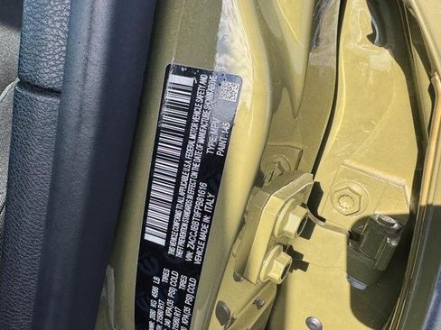 Used 2015 Jeep Renegade Latitude image 22