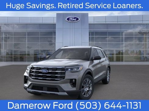 Used 2026 Ford Explorer Active w/ Active Comfort Package AWD/4WD image 2