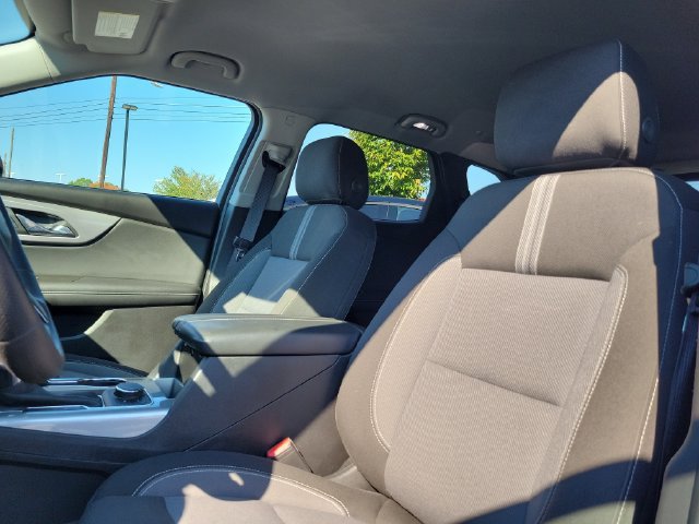 Used 2024 Chevrolet Blazer LT w/ Convenience Package FWD image 12