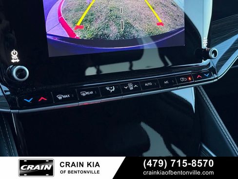 Used 2022 Jeep Wagoneer Series III RWD image 17