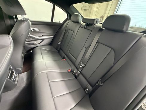 Used 2019 BMW 330i Sedan w/ Convenience Package RWD image 29