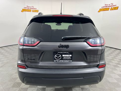 Used 2023 Jeep Cherokee Altitude Lux image 4