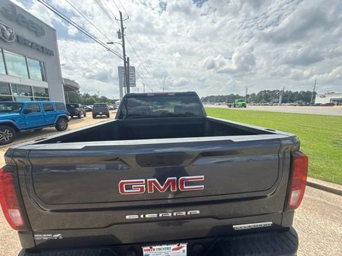 Used 2021 GMC Sierra 1500 Elevation w/ X31 Off-Road Package AWD/4WD image 8