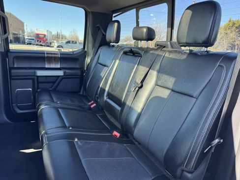 Used 2020 Ford F150 Lariat image 15