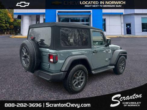 Used 2024 Jeep Wrangler Sport S image 6