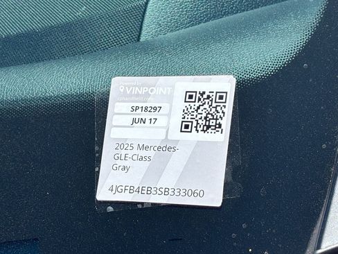 Used 2025 Mercedes-Benz GLE 350 4MATIC w/ AMG Line Exterior image 30