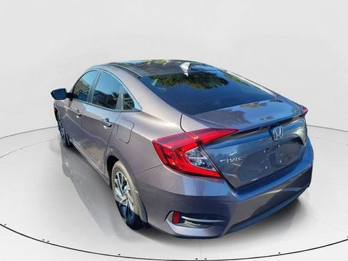 Used 2017 Honda Civic EX image 5